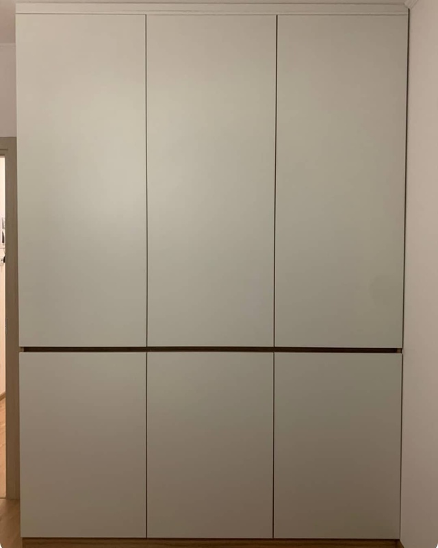 Распашные шкафы-Шкаф с распашными дверями по размеру «Модель 4»-фото1